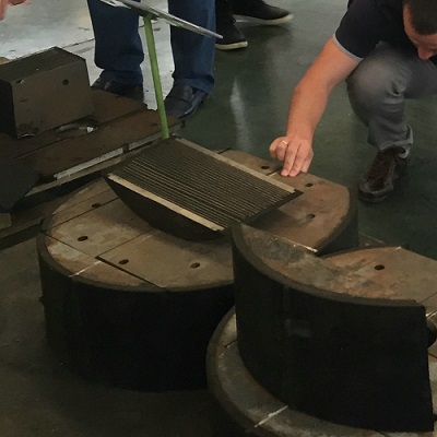 The Application and characteristic of elastomeric seismic isolation