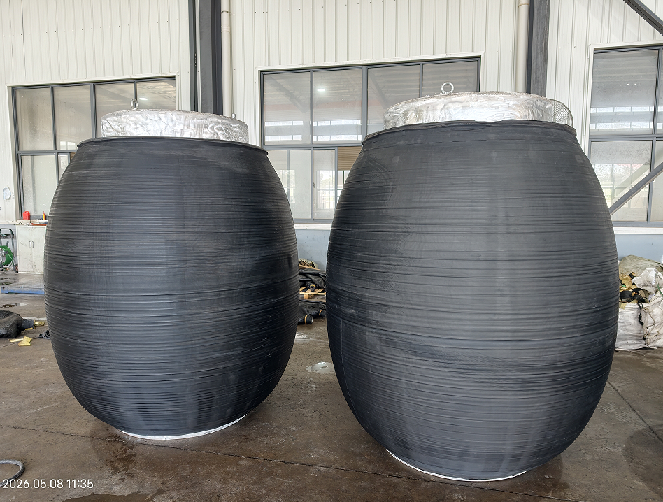 High-Pressure Sealing for Large-Diameter Pipelines: A 1500–2300 mm Custom Inflatable Pipe Plug for Water Tightness Testing