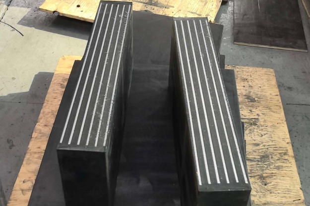 Laminated Elastomeric Bearing Design Guide – Step-by-Step AASHTO LRFD Approach Laminated Elastomeric Bearing Design Guide – Step-by-Step AASHTO LRFD Approach