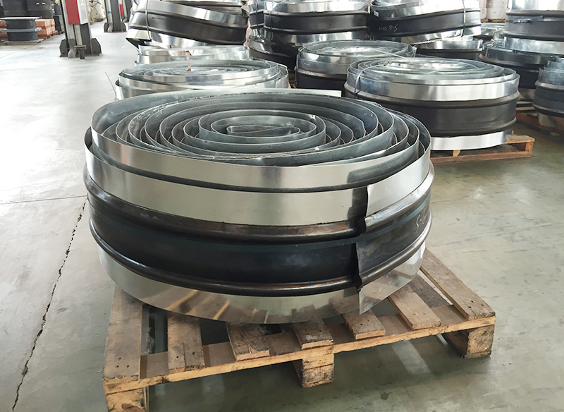 Steel side rubber water stop