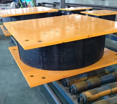 EXAMPLE ANALYSIS OF BUILDING SEISMIC ISOLATION DESIGN